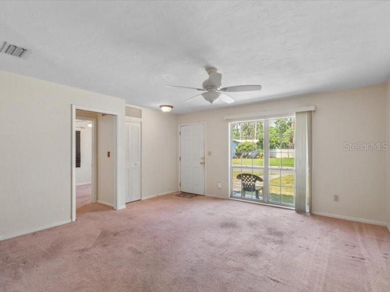 Listing Photo 8