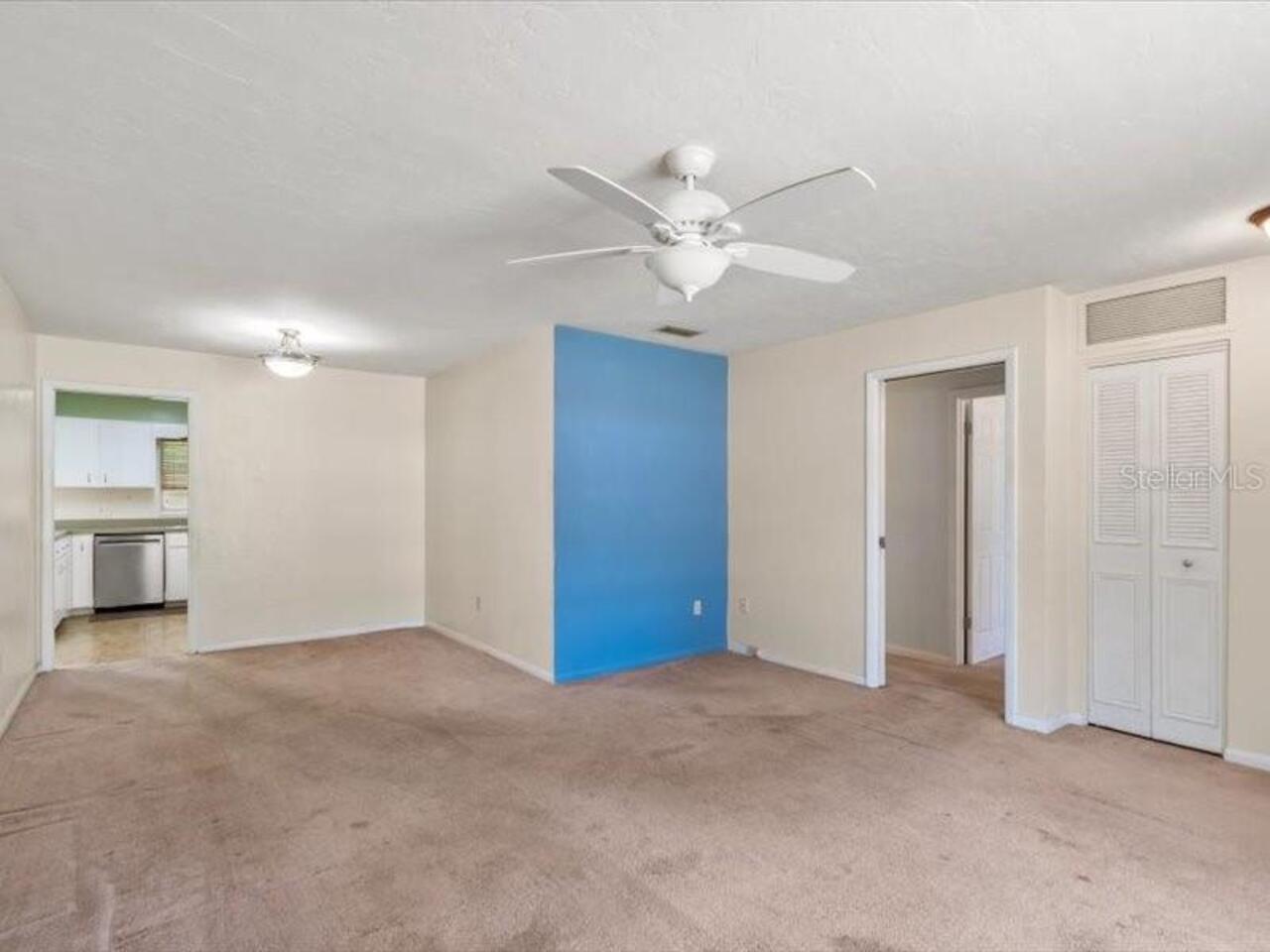 Listing Photo 9