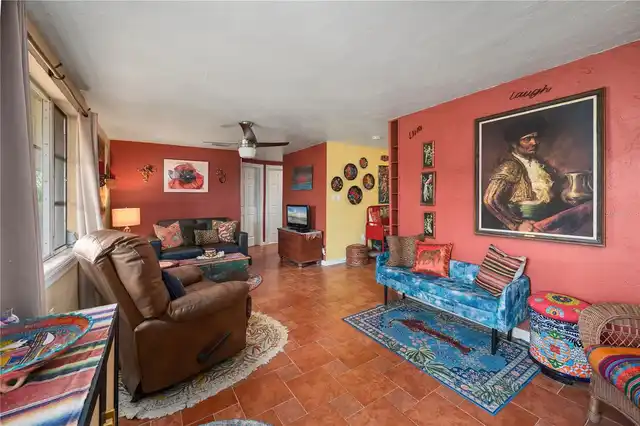 Listing Photo 6