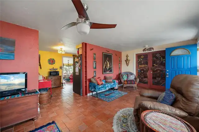 Listing Photo 7