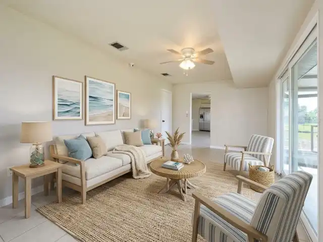 Listing Photo 12