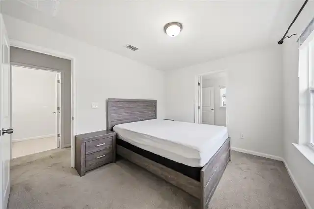 Listing Photo 35