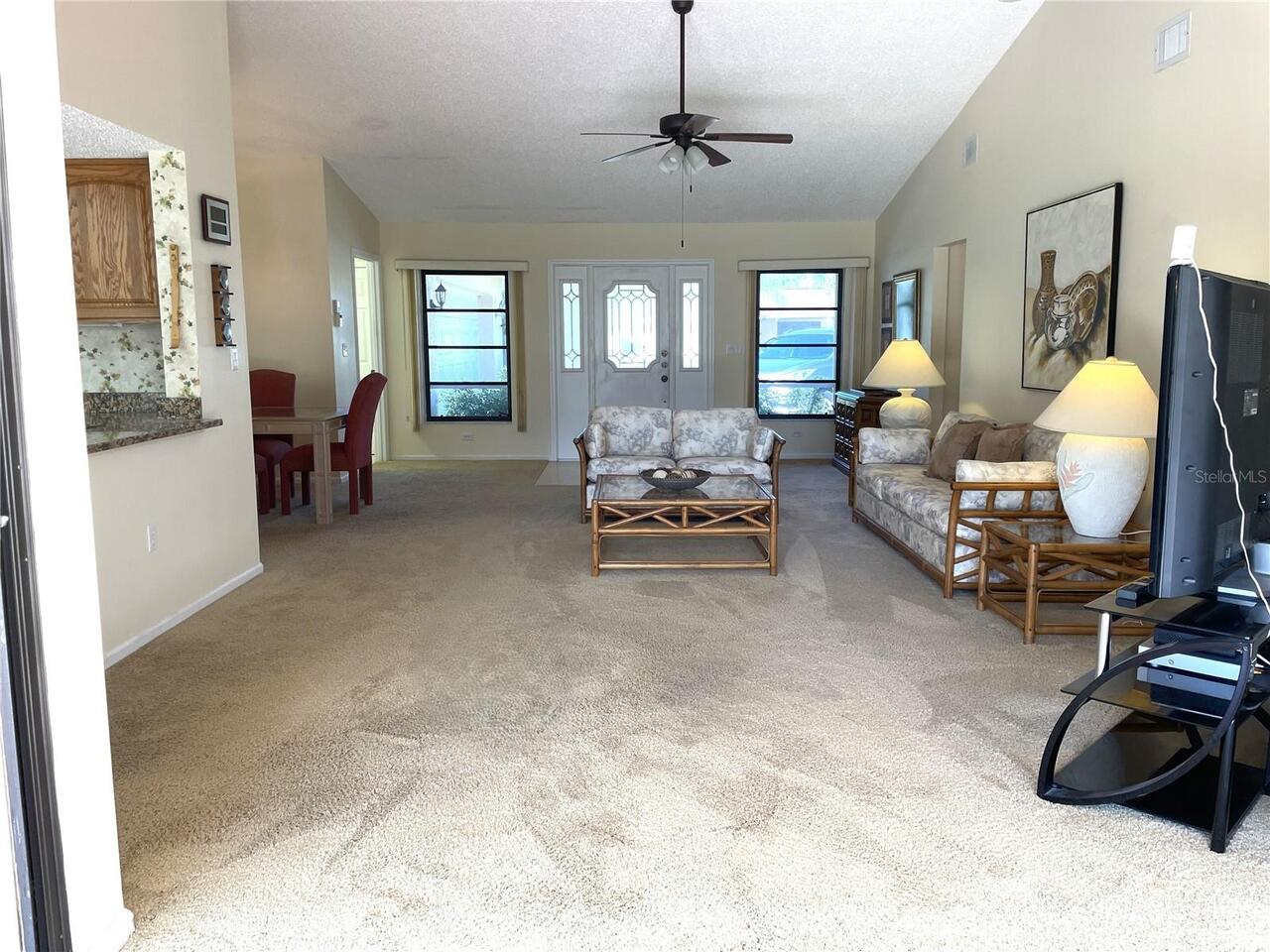 Listing Photo 10