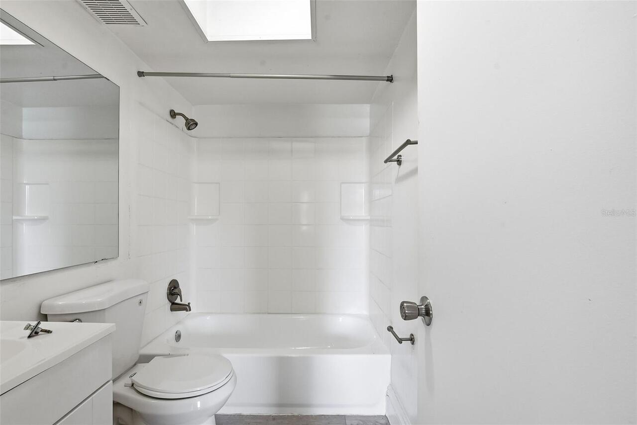 Listing Photo 25