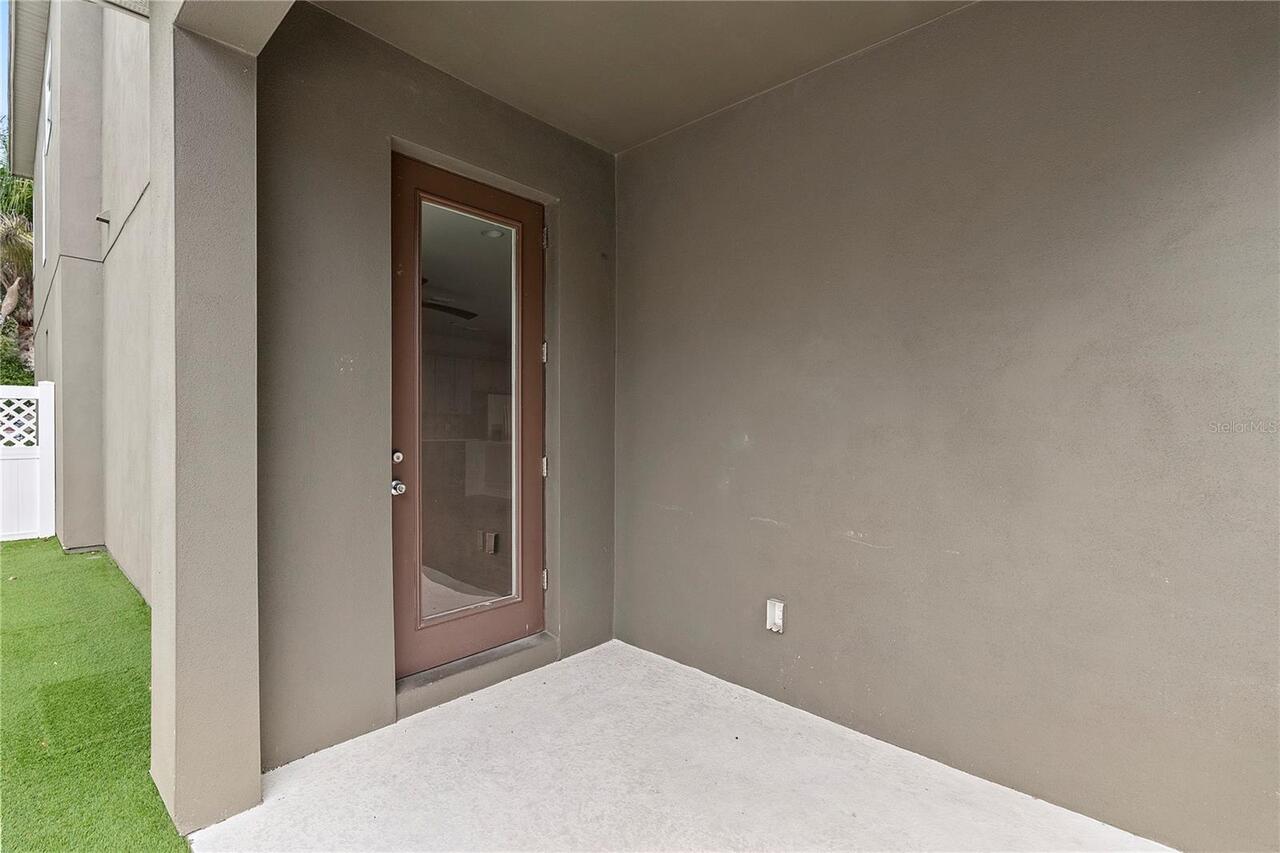Listing Photo 14