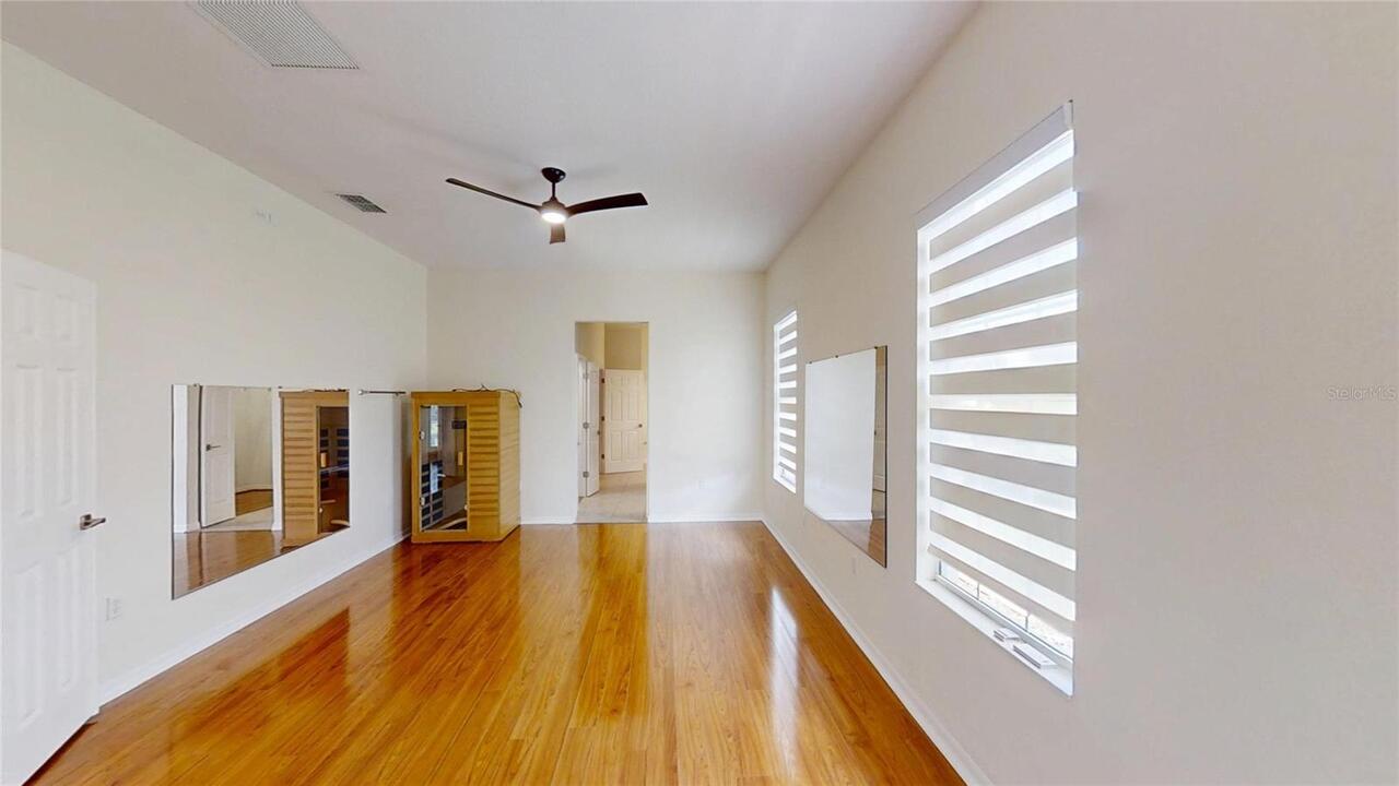 Listing Photo 23