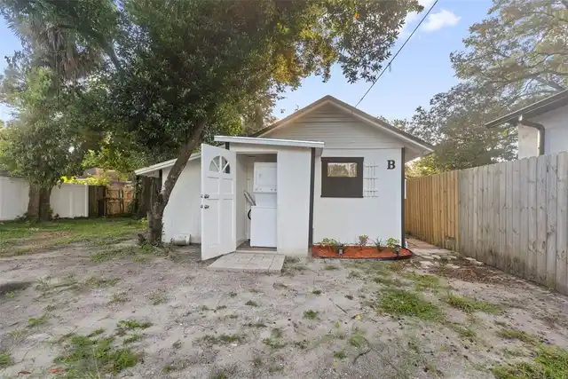 Listing Photo 7