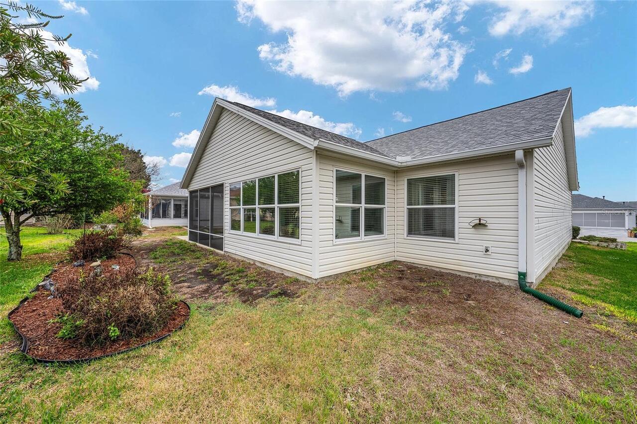 Listing Photo 8