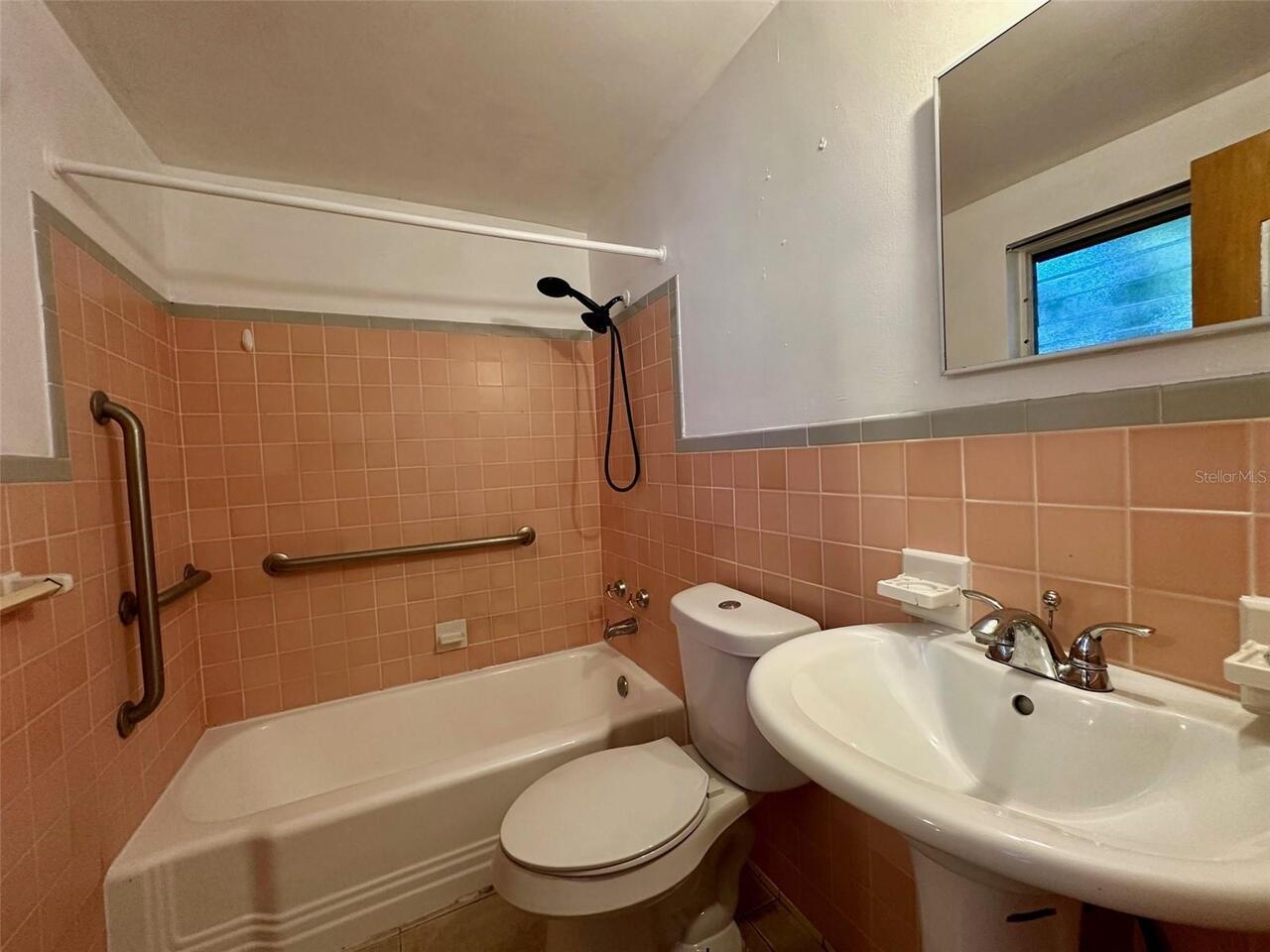 Listing Photo 13