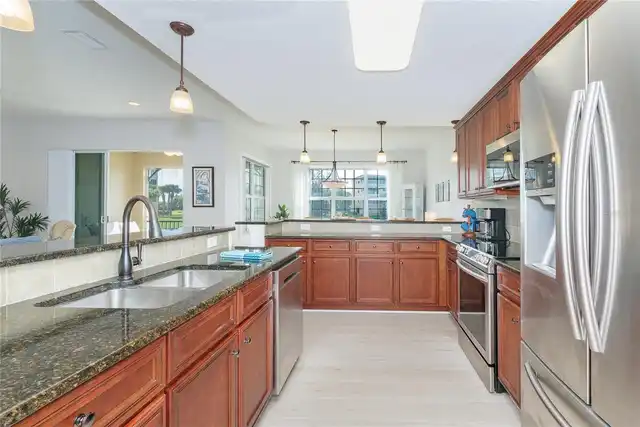 Listing Photo 15