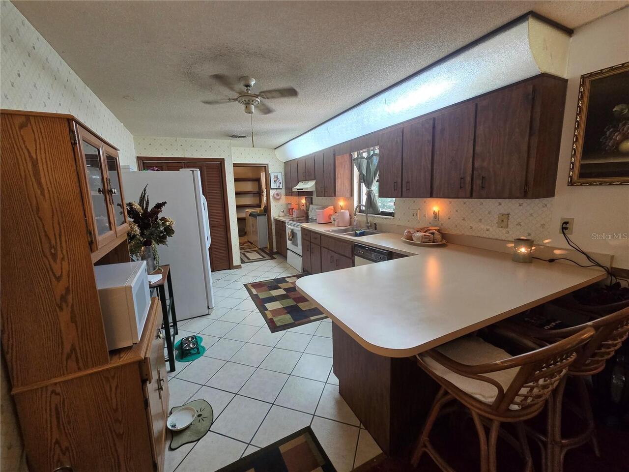 Listing Photo 8