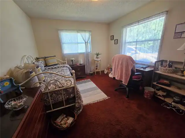 Listing Photo 14