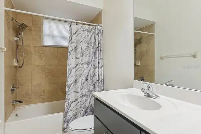 Listing Photo 17