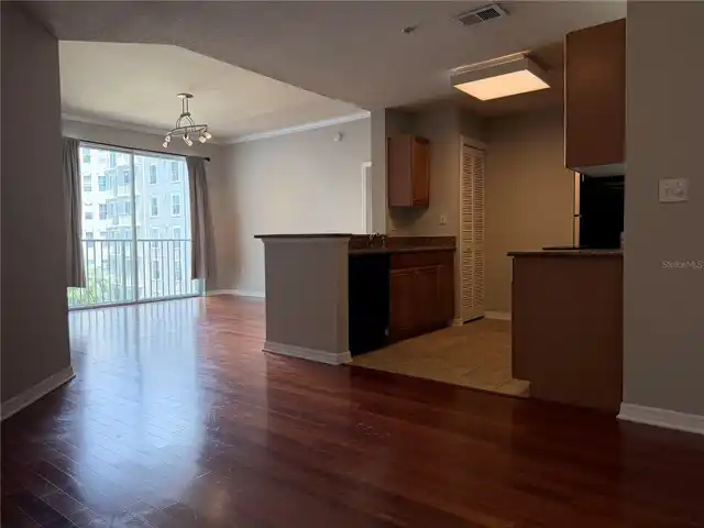 Listing Photo 33