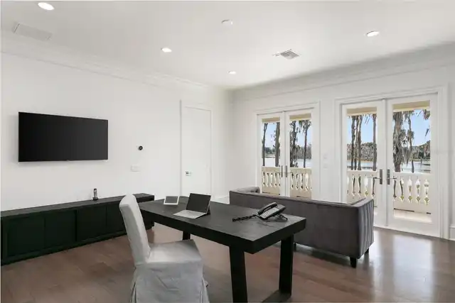 Listing Photo 28