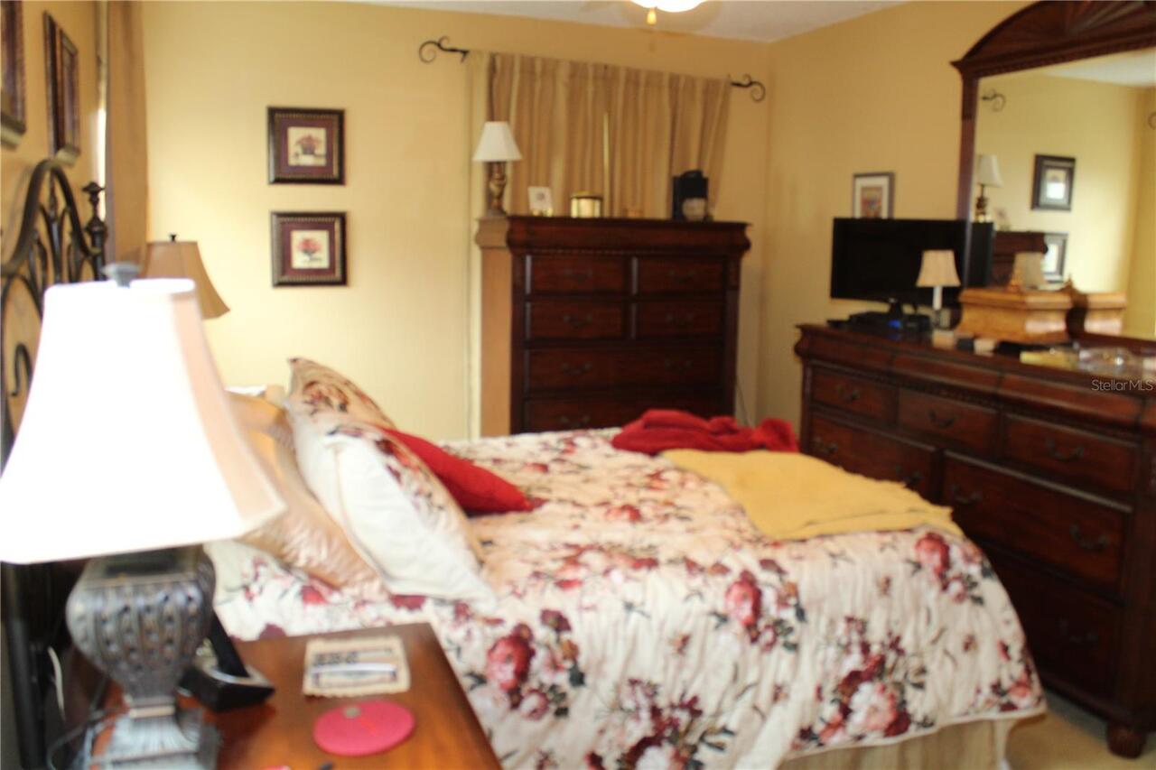 Listing Photo 12