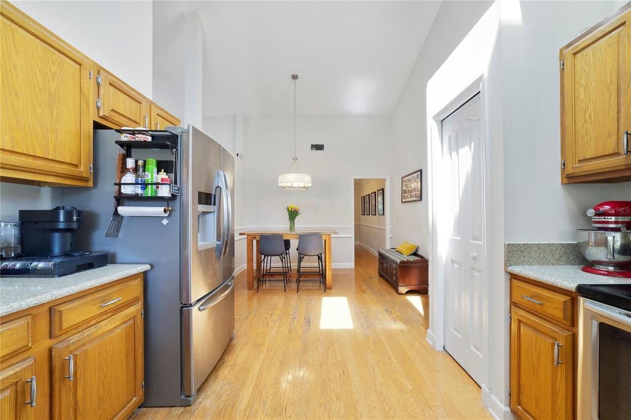 Listing Photo 9