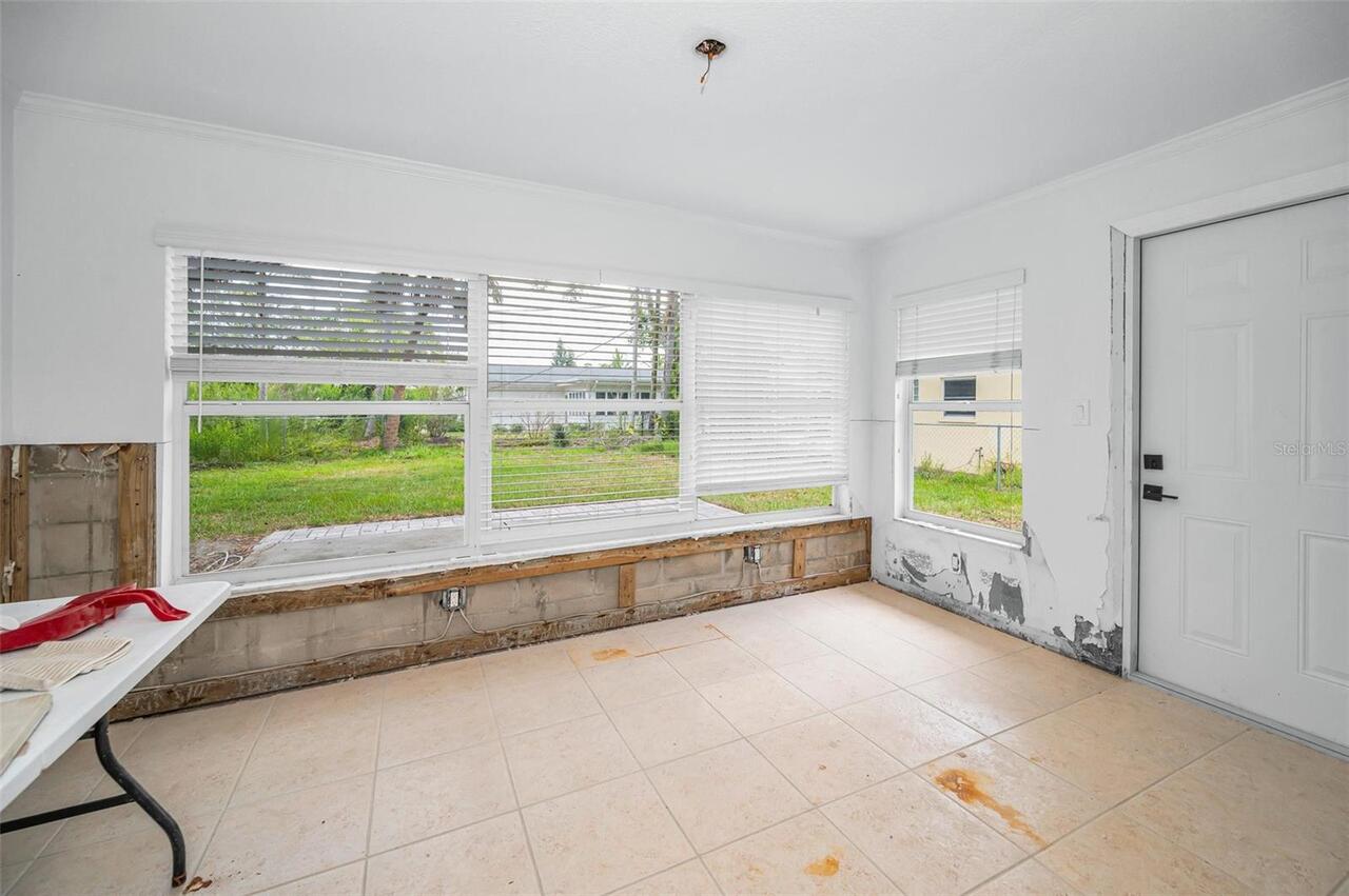 Listing Photo 14