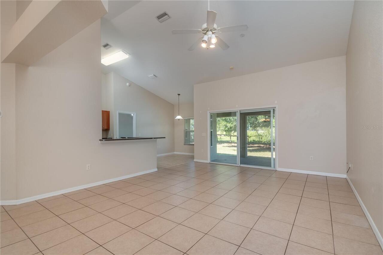 Listing Photo 14