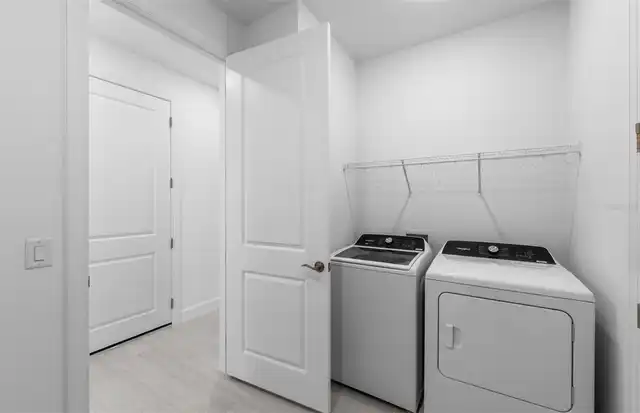 Listing Photo 8