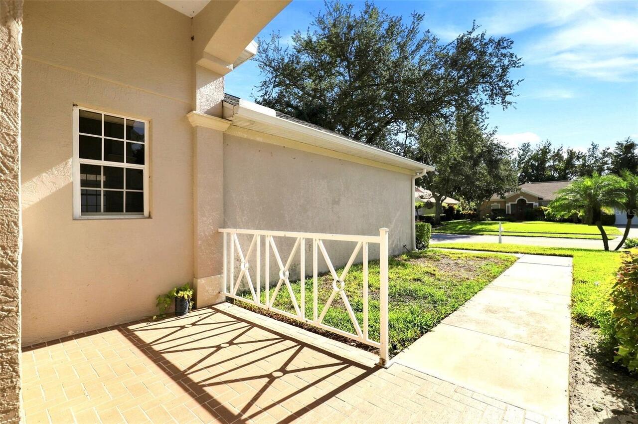 Listing Photo 8