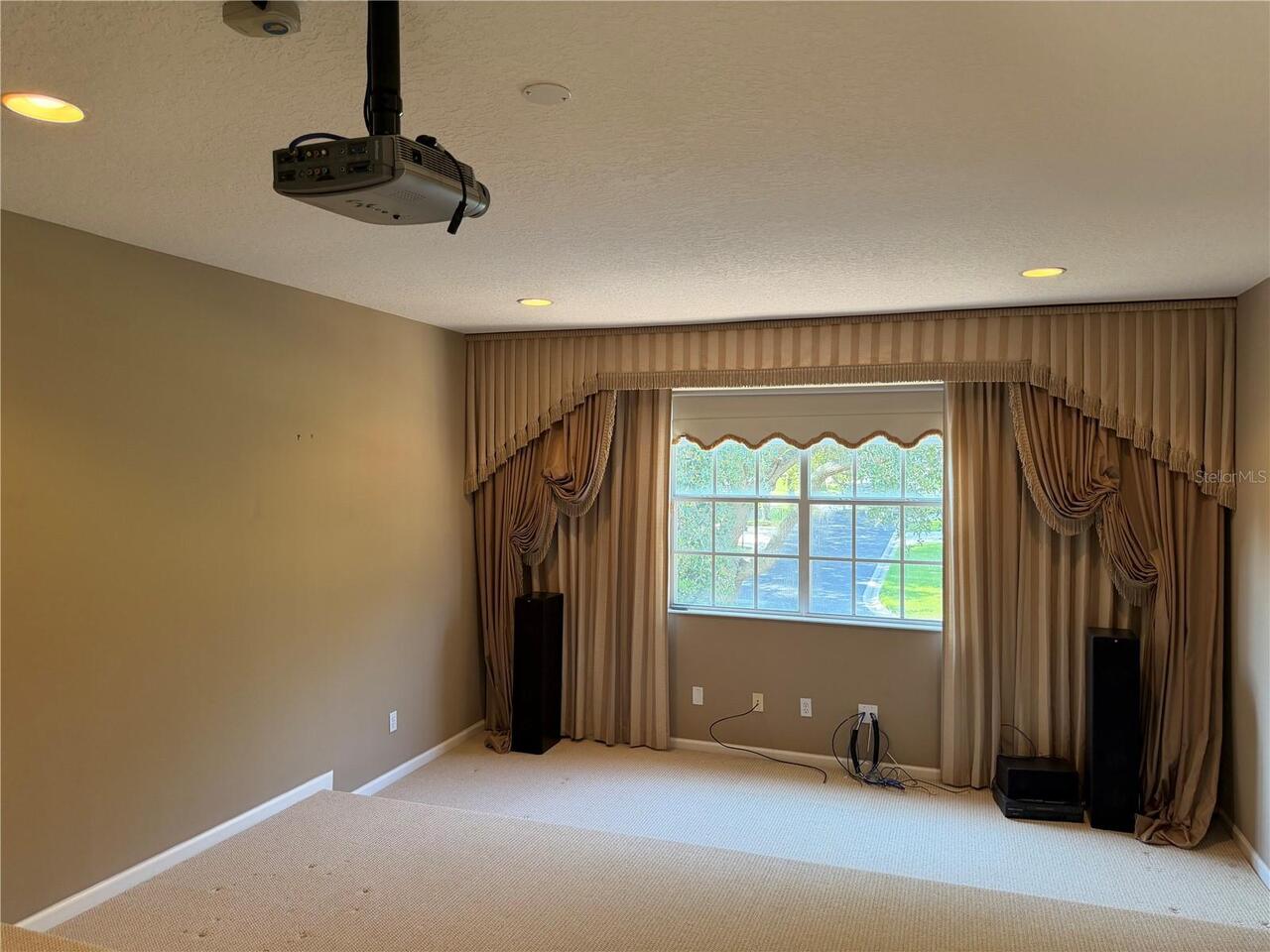 Listing Photo 24