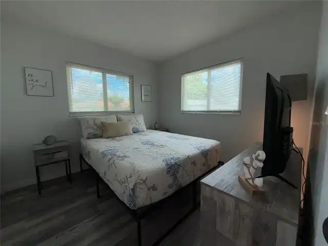 Listing Photo 28