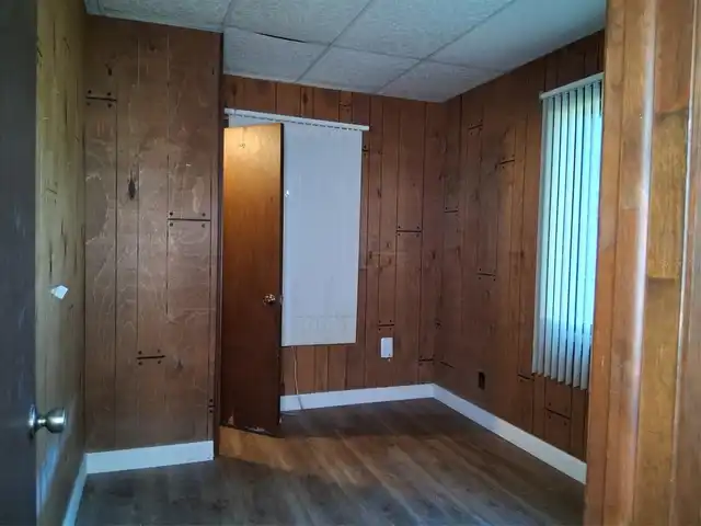 Listing Photo 10