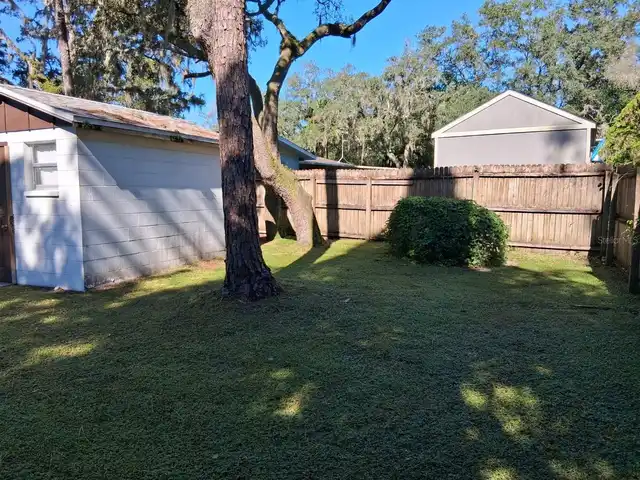 Listing Photo 16