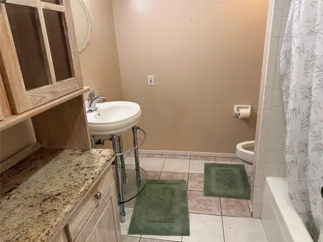 Listing Photo 35