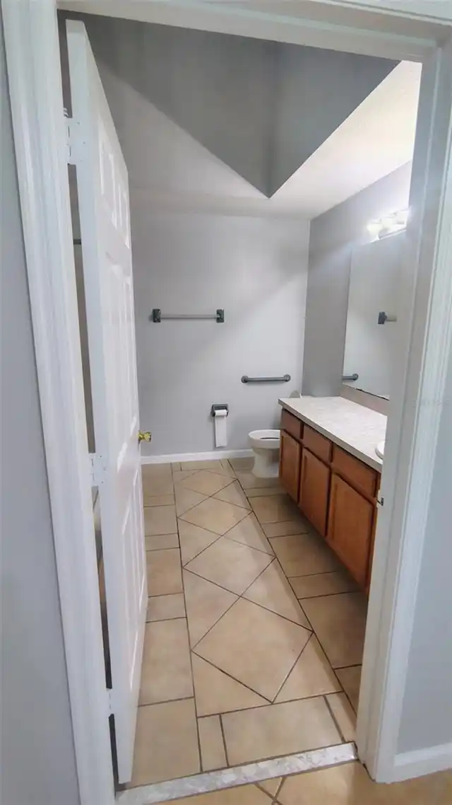 Listing Photo 7