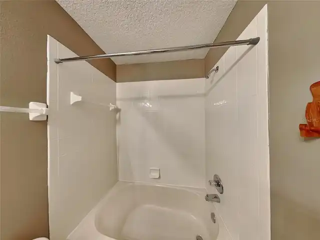 Listing Photo 13