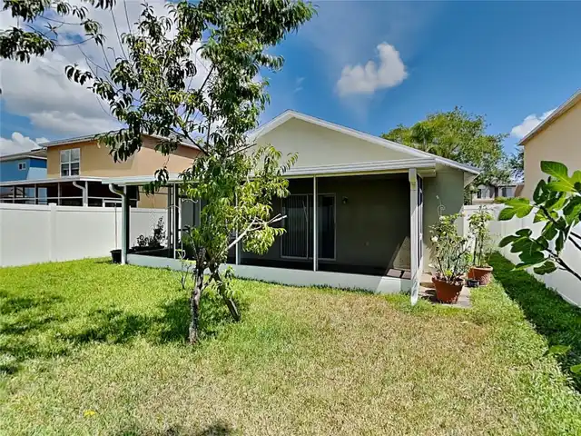 Listing Photo 18