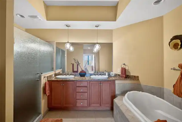 Listing Photo 25