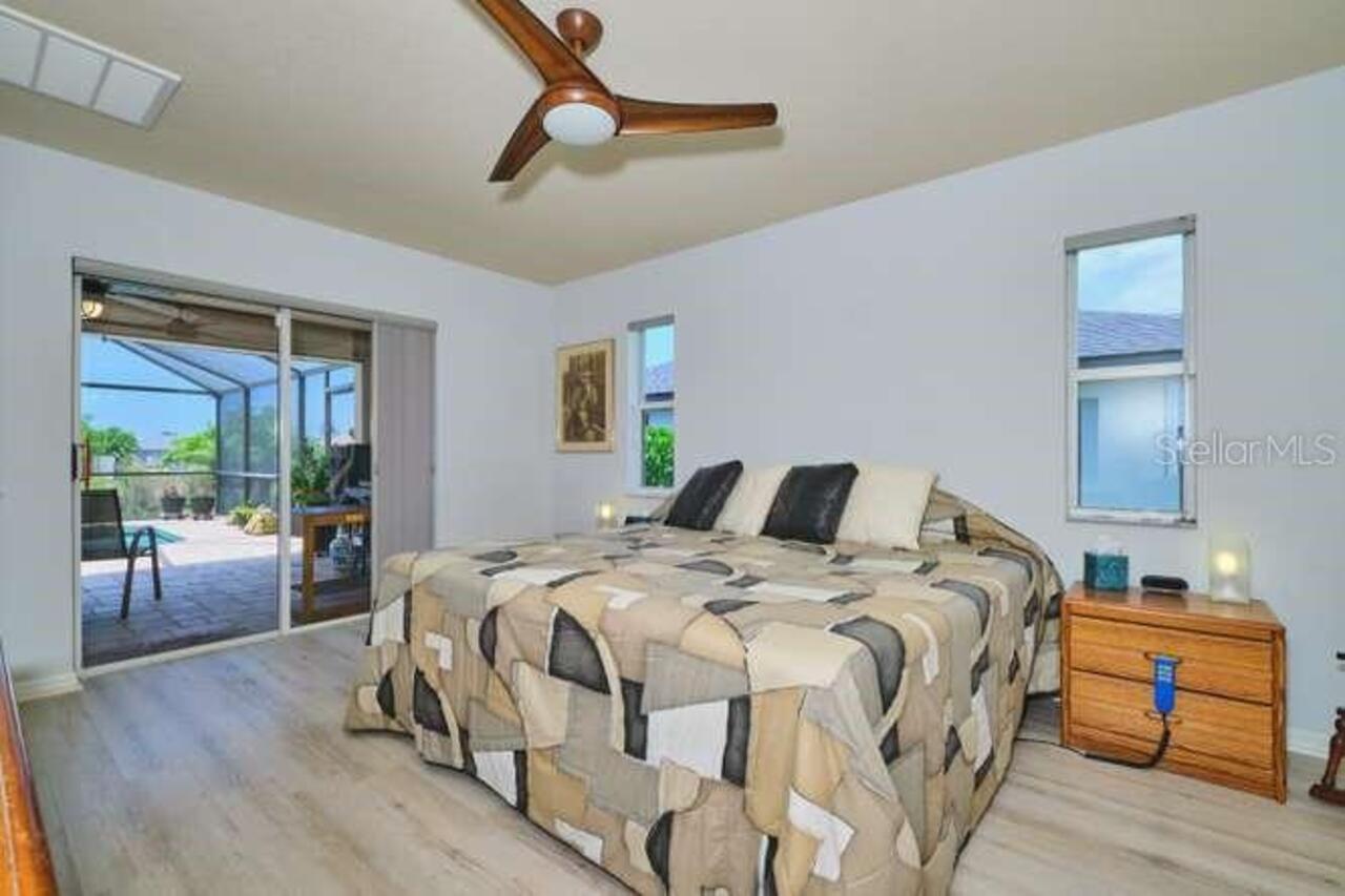 Listing Photo 11