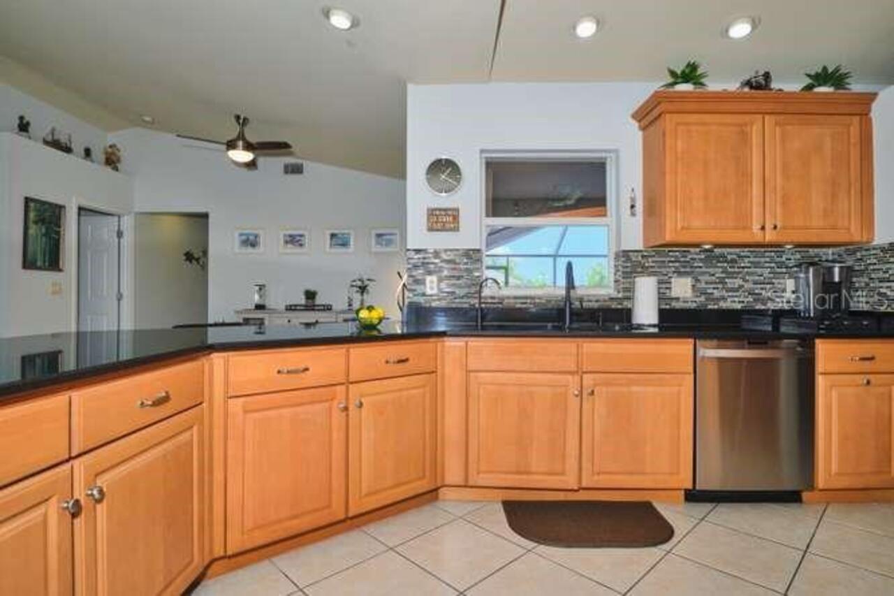 Listing Photo 15