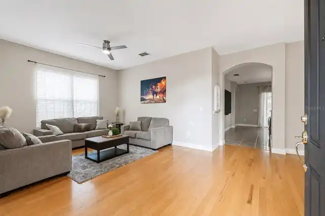 Listing Photo 6