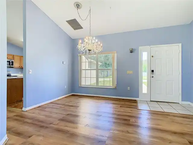 Listing Photo 7