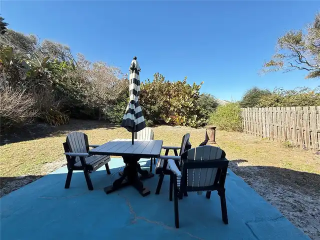 Listing Photo 5