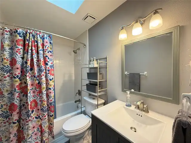 Listing Photo 15