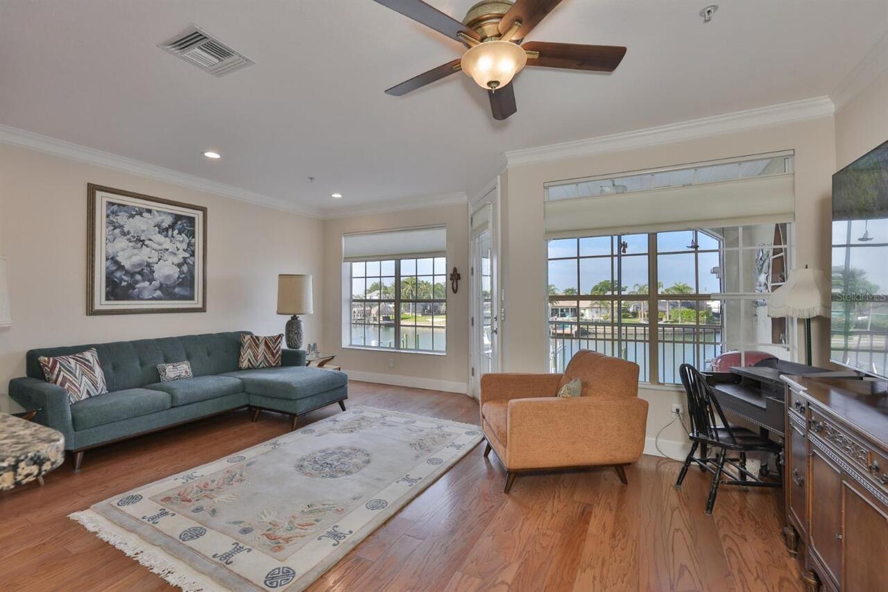 Listing Photo 16