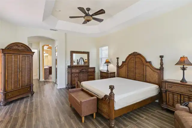 Listing Photo 19