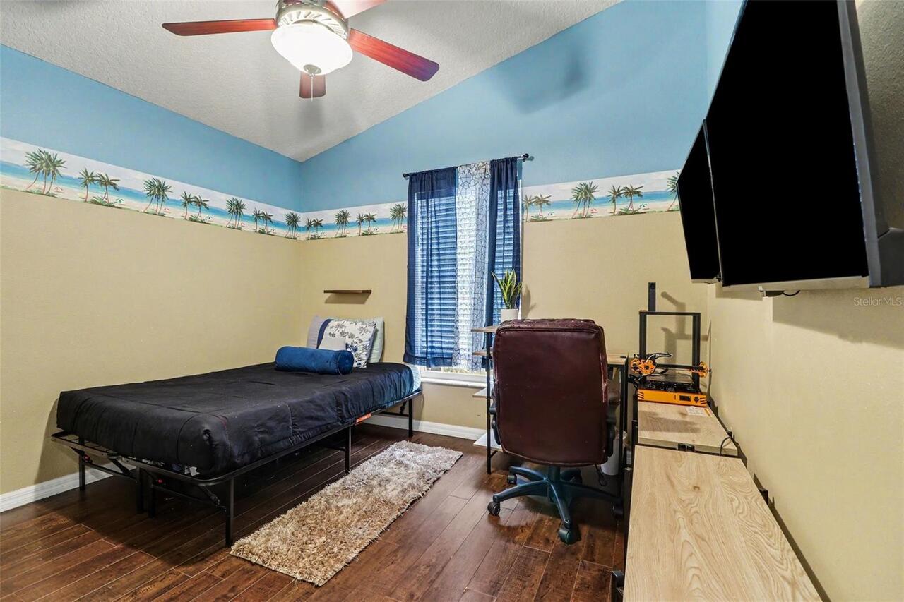 Listing Photo 22