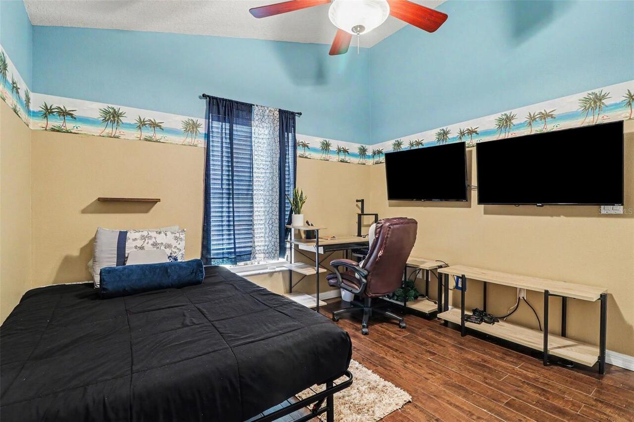 Listing Photo 23