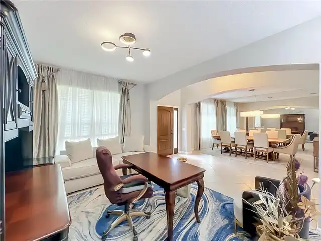 Listing Photo 8
