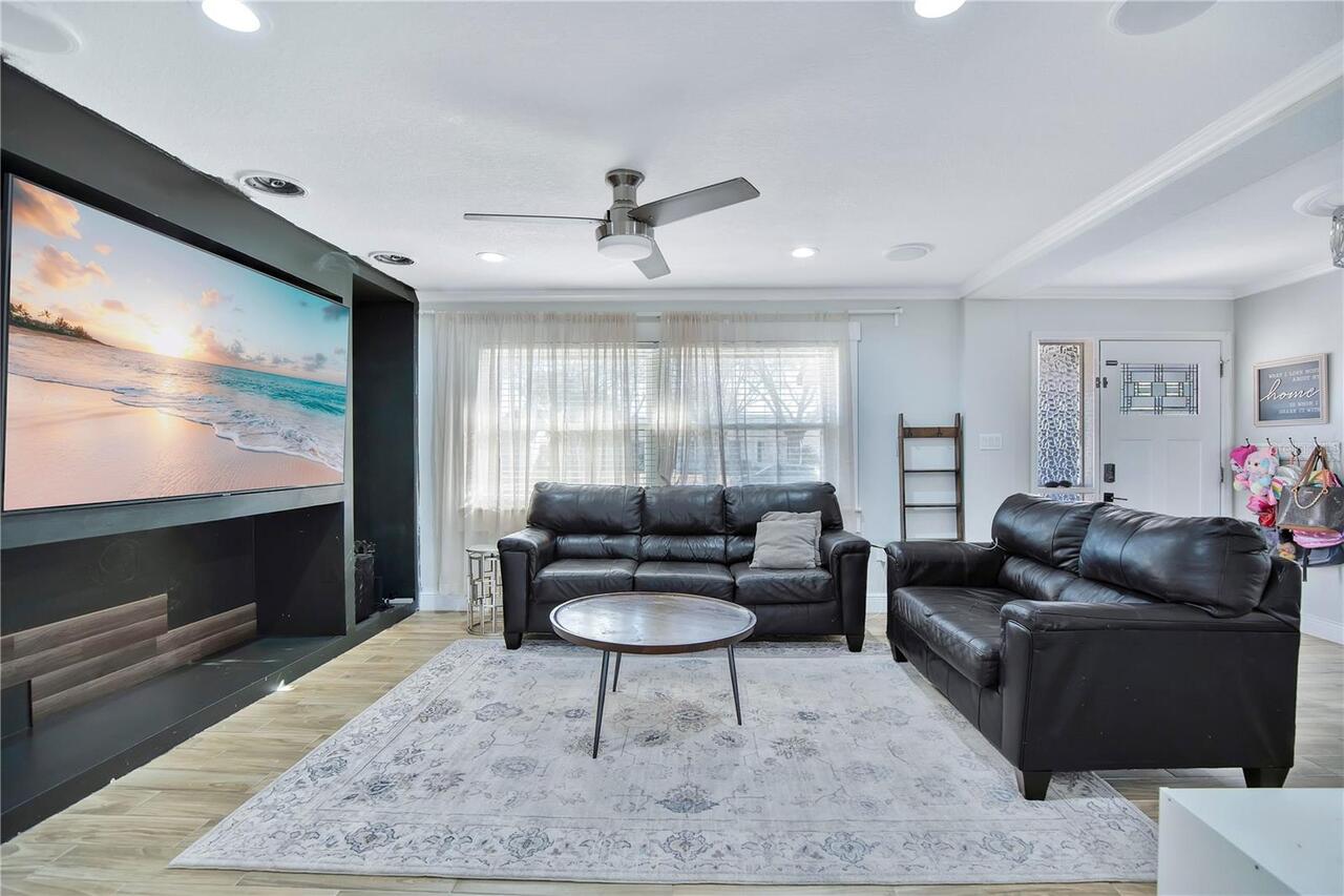 Listing Photo 16