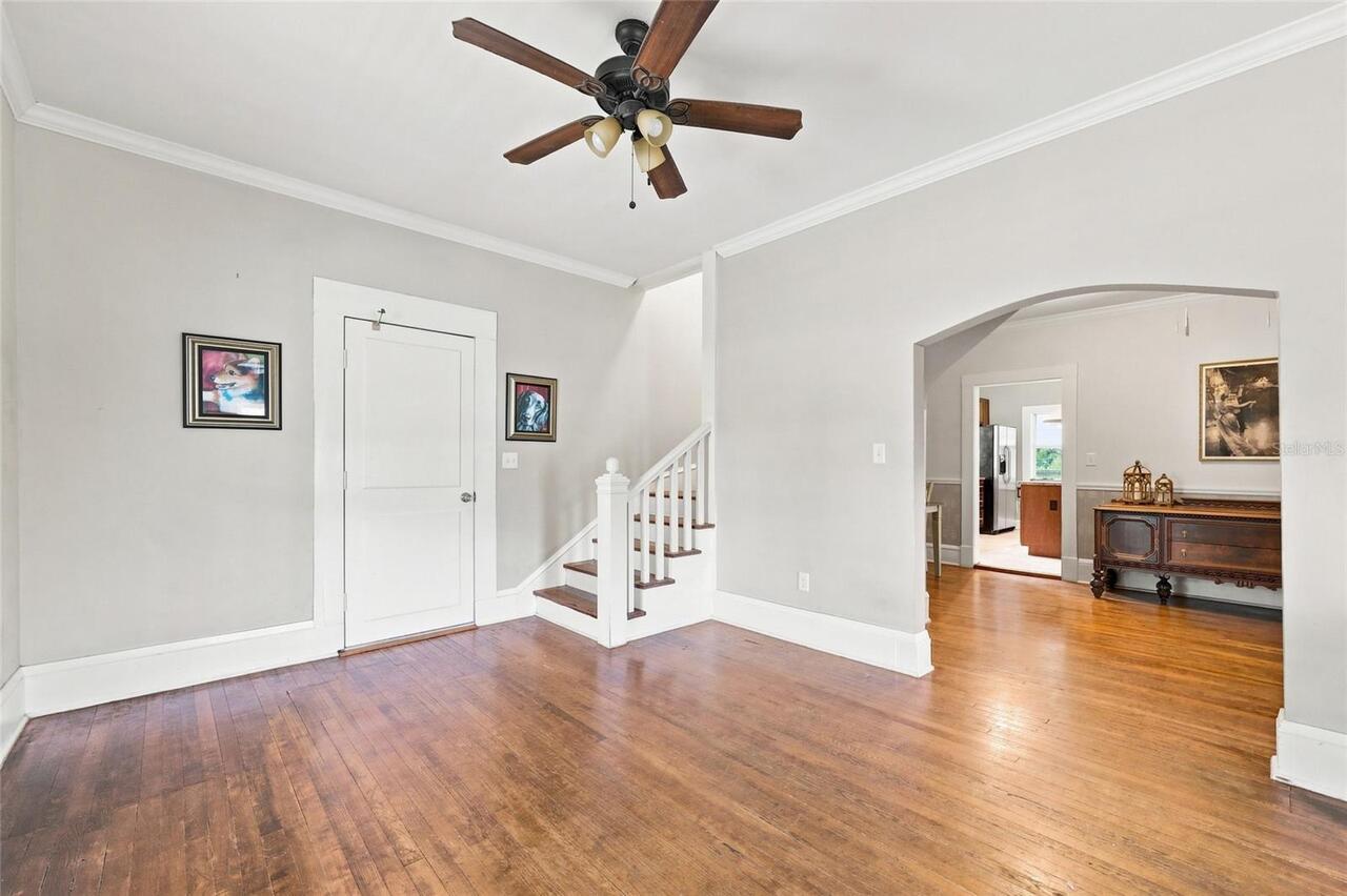 Listing Photo 17