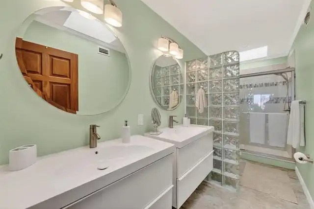 Listing Photo 22