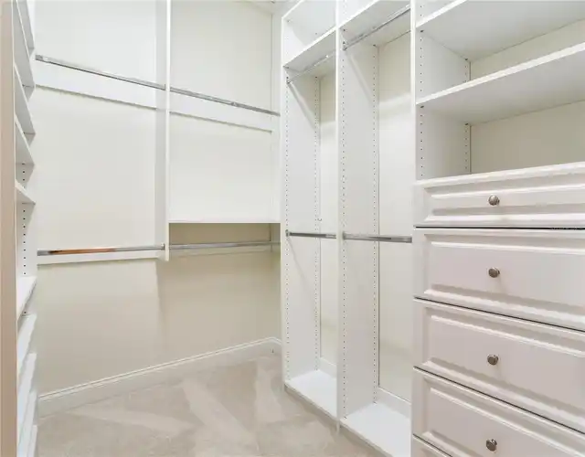 Listing Photo 43