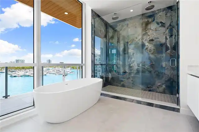 Listing Photo 25
